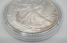 Laden Sie das Bild in den Galerie-Viewer, 1 Dollar American Eagle USA 1987 1 OZ Silber
