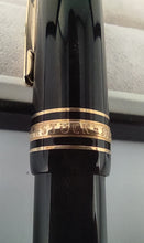 Laden Sie das Bild in den Galerie-Viewer, MONTBLANC Drehkugelschreiber Meisterstück Classique