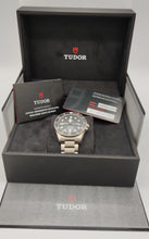 Laden Sie das Bild in den Galerie-Viewer, HAU Tudor Pelagos ref. 25600TN Titanium NEU!