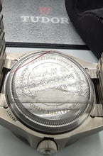 Laden Sie das Bild in den Galerie-Viewer, HAU Tudor Pelagos ref. 25600TN Titanium NEU!