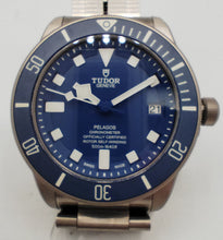 Laden Sie das Bild in den Galerie-Viewer, HAU Tudor Pelagos Ref. 25600TB Titanium NEU!