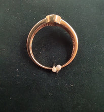 Laden Sie das Bild in den Galerie-Viewer, Solitärring in 14 Karat Gelbgold mit 0,45 ct Brillant