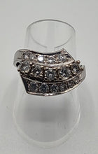 Laden Sie das Bild in den Galerie-Viewer, Brillantring in 18 Karat Weißgold