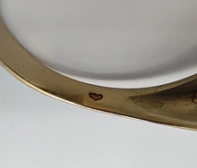 Laden Sie das Bild in den Galerie-Viewer, Brillantring mit 4 Brillanten in Reihe in 14 Karat Gelbgold