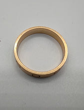 Laden Sie das Bild in den Galerie-Viewer, CARTIER Lovering Original in 18 Karat Rotgold