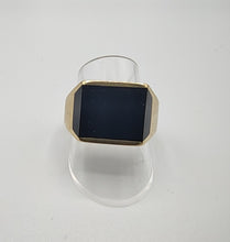 Laden Sie das Bild in den Galerie-Viewer, Herrenring Onyx in 14 Karat Gelbgold