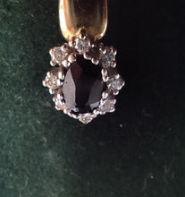 Laden Sie das Bild in den Galerie-Viewer, Saphirohrstecker mit Brillanten in 14 Karat Gelbgold