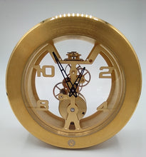 Laden Sie das Bild in den Galerie-Viewer, Tischuhr MATTHEW NORMAN MESSING