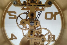 Laden Sie das Bild in den Galerie-Viewer, Tischuhr MATTHEW NORMAN MESSING