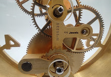 Laden Sie das Bild in den Galerie-Viewer, Tischuhr MATTHEW NORMAN MESSING